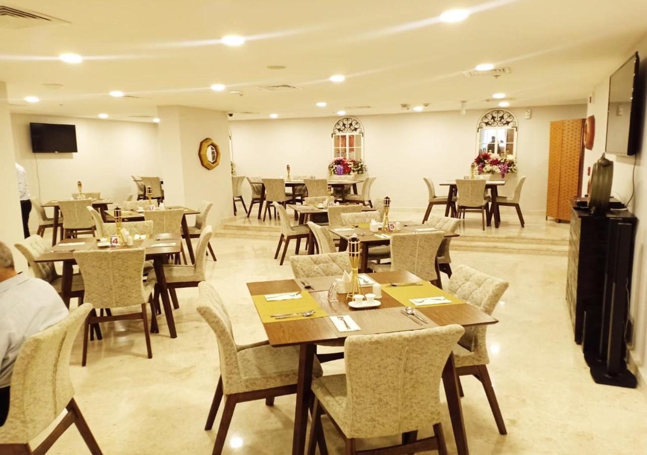Saraya Palace Hotel Ad Dawhah Esterno foto